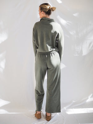 Acid Wash Collared Henley Pullover Sweatshirt in Spruce