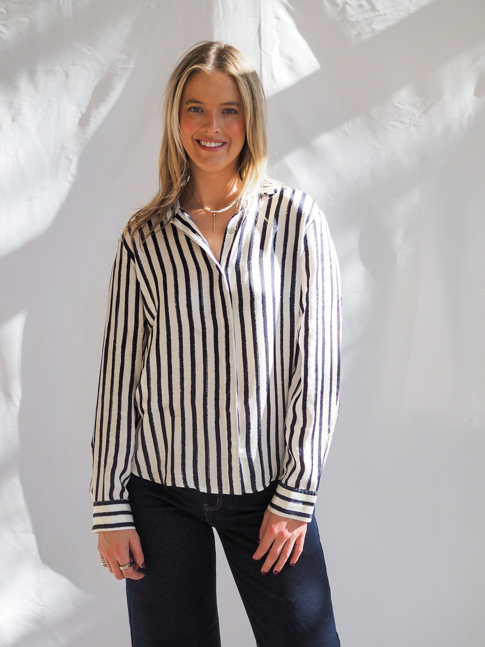 Bella Dahl High Low Hem Strip Button Down in Indigo Ink