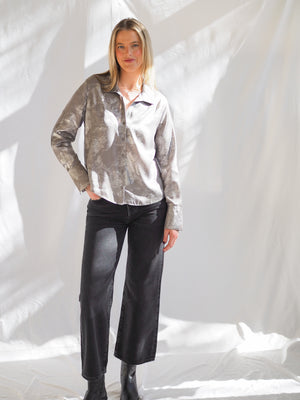 Bella Dahl Wide Collar Button Down in Silver