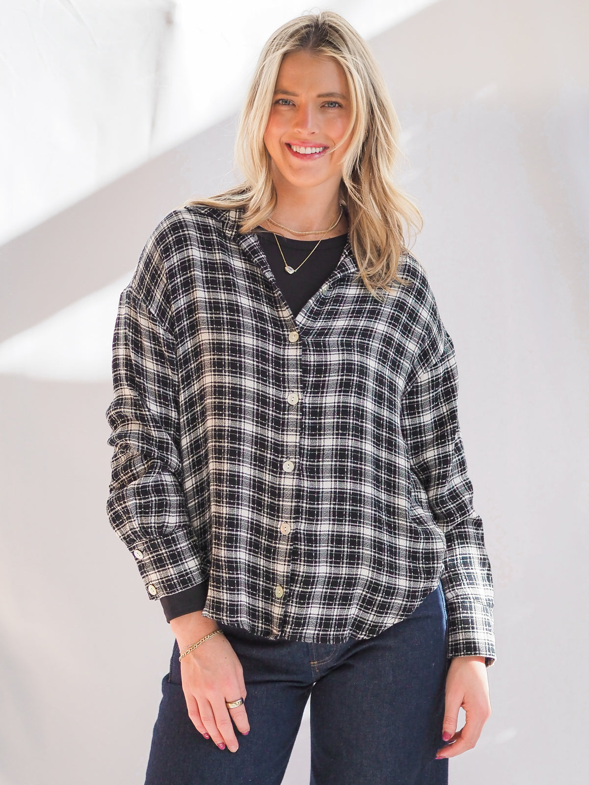 Bella Dahl Boyfriend Button-Down in Black &amp; White Plaid