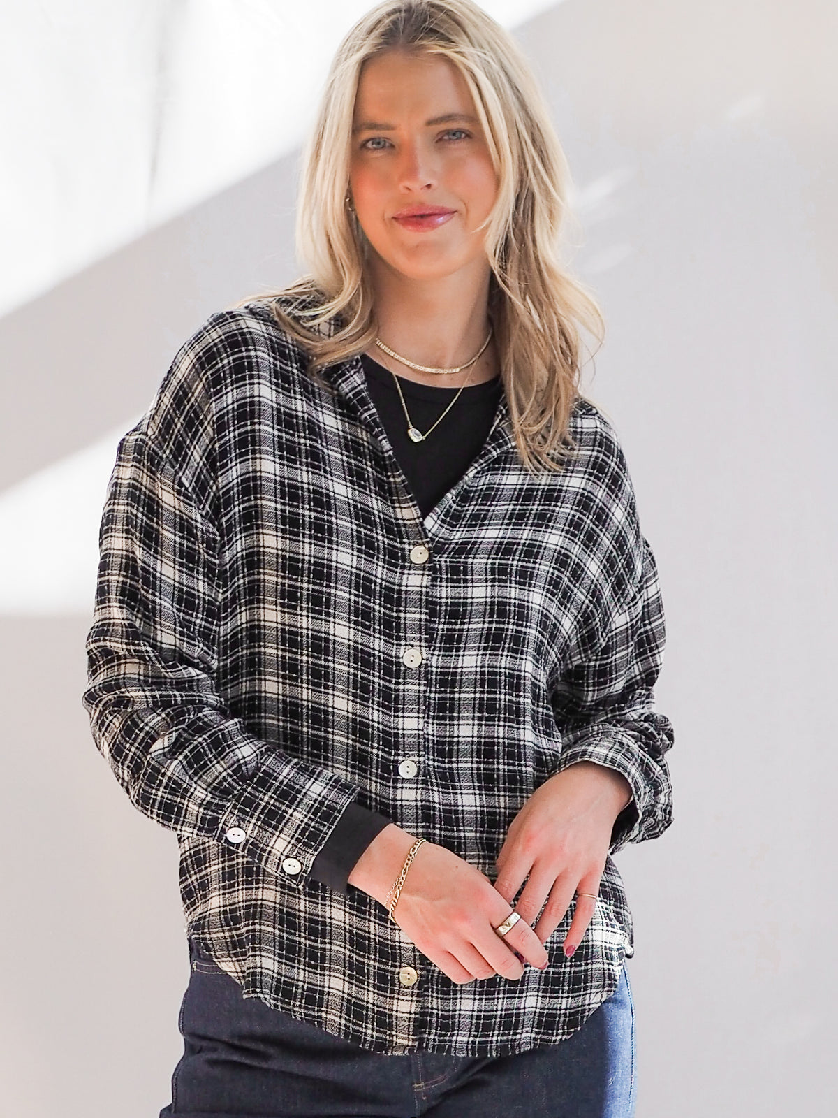 Bella Dahl Boyfriend Button-Down in Black &amp; White Plaid