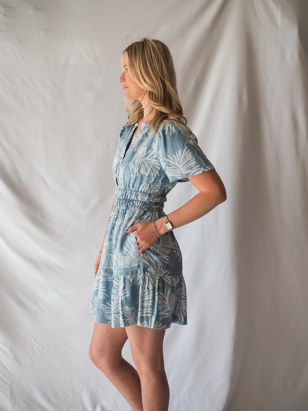 Stilla Dress in Palm Leaf Blue