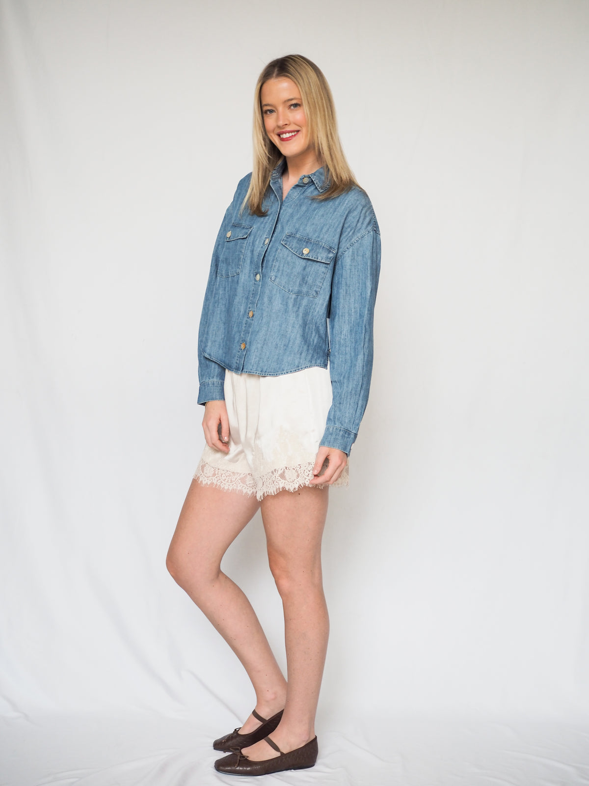 Bella Dahl Long Sleeve Flap Pocket Shirt in Island Blue