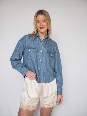 Bella Dahl Long Sleeve Flap Pocket Shirt in Island Blue