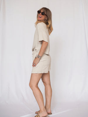 Juno Linen Shorts in Beige