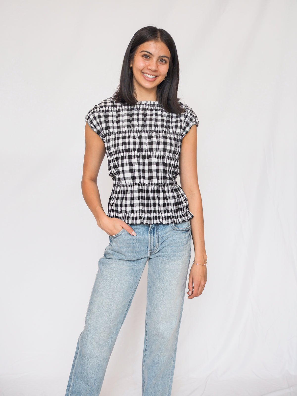 Linen Smocking Round Neck Sleeveless Top