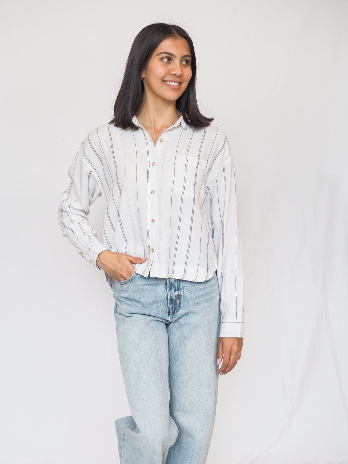 Madelyn Shirt in White Blue Stripe