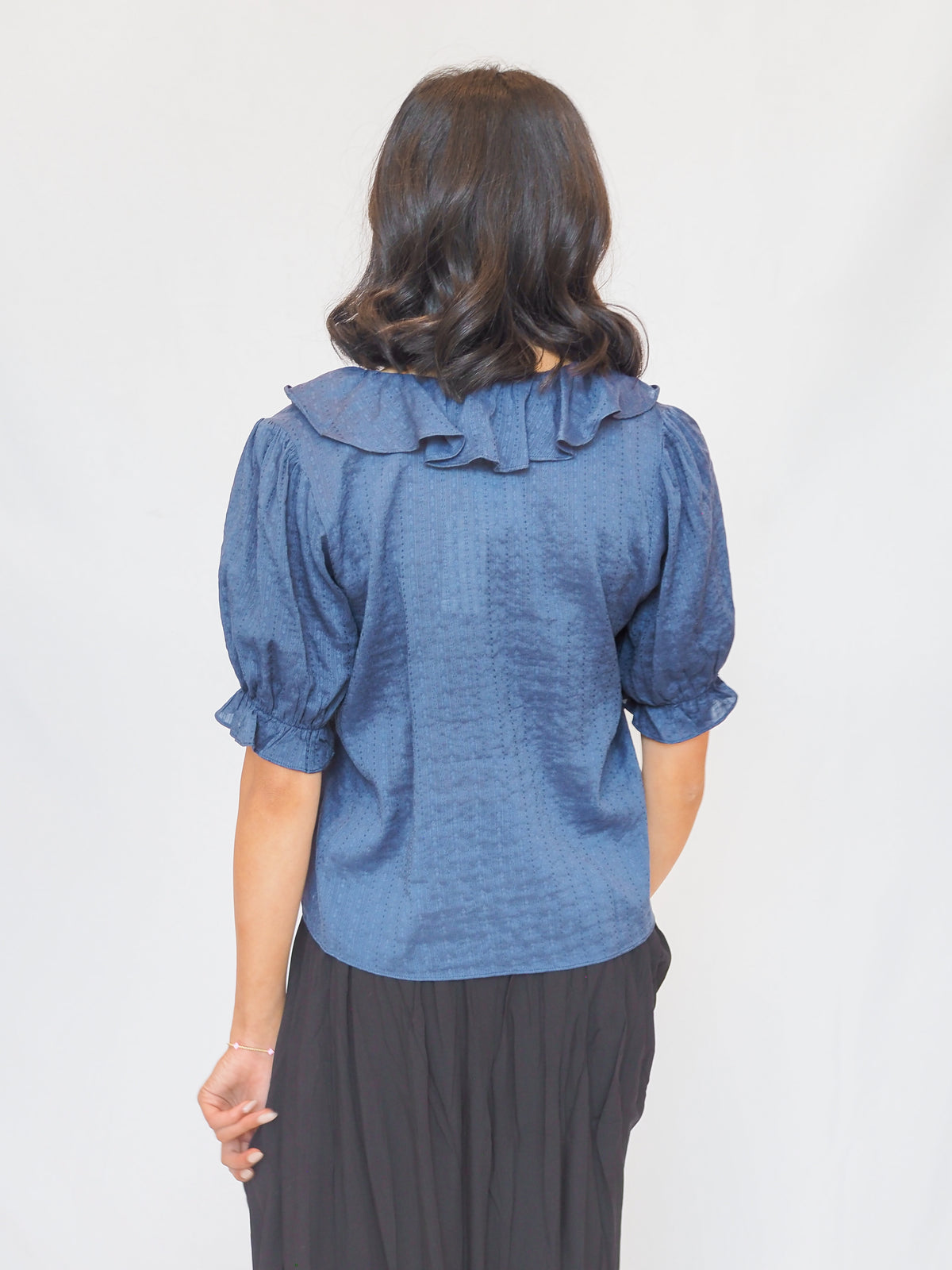 Woven Cotton Buttondown V-Neck Short Sleeve Top