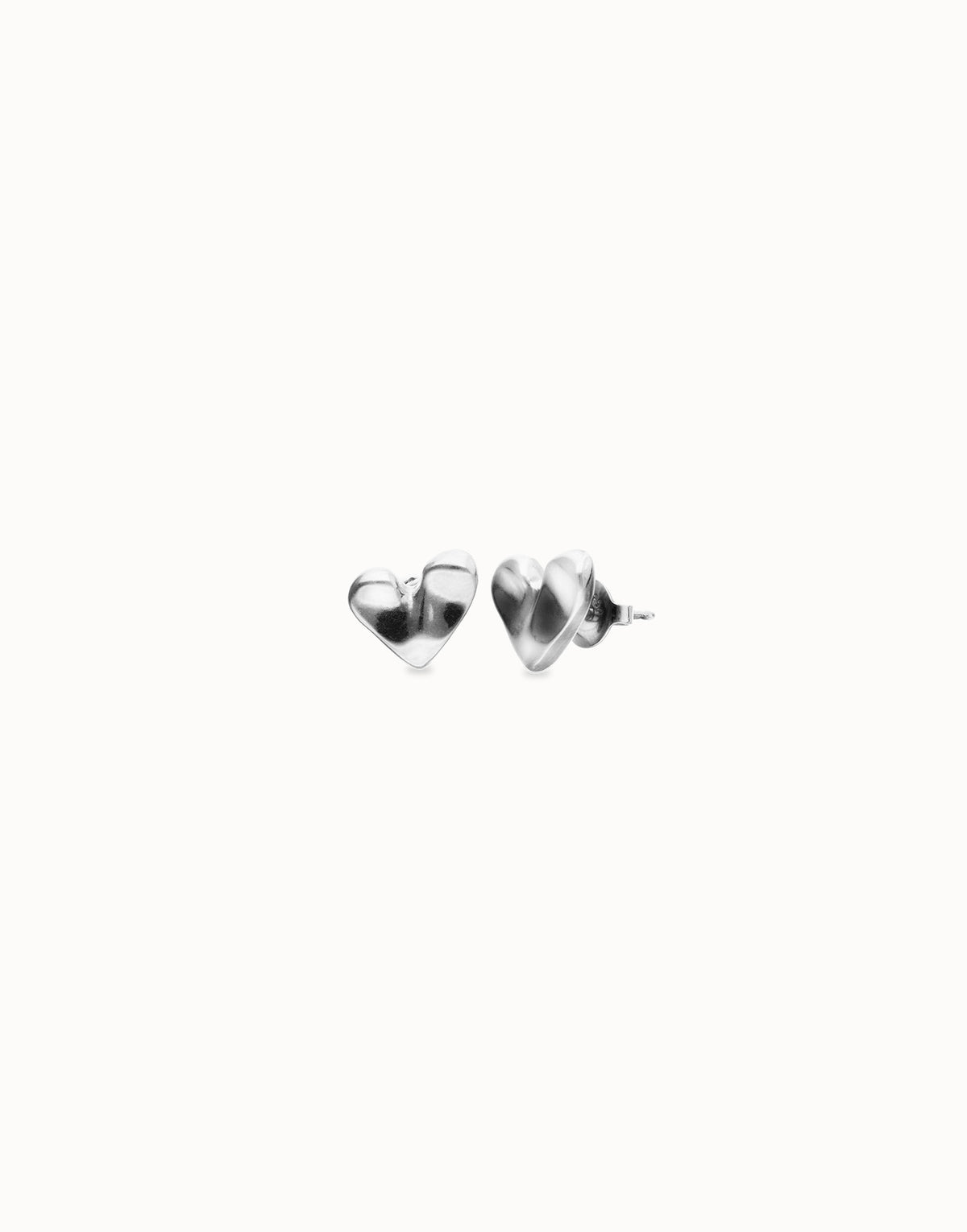 Uno De 50 Palpito Silver Heart Earrings