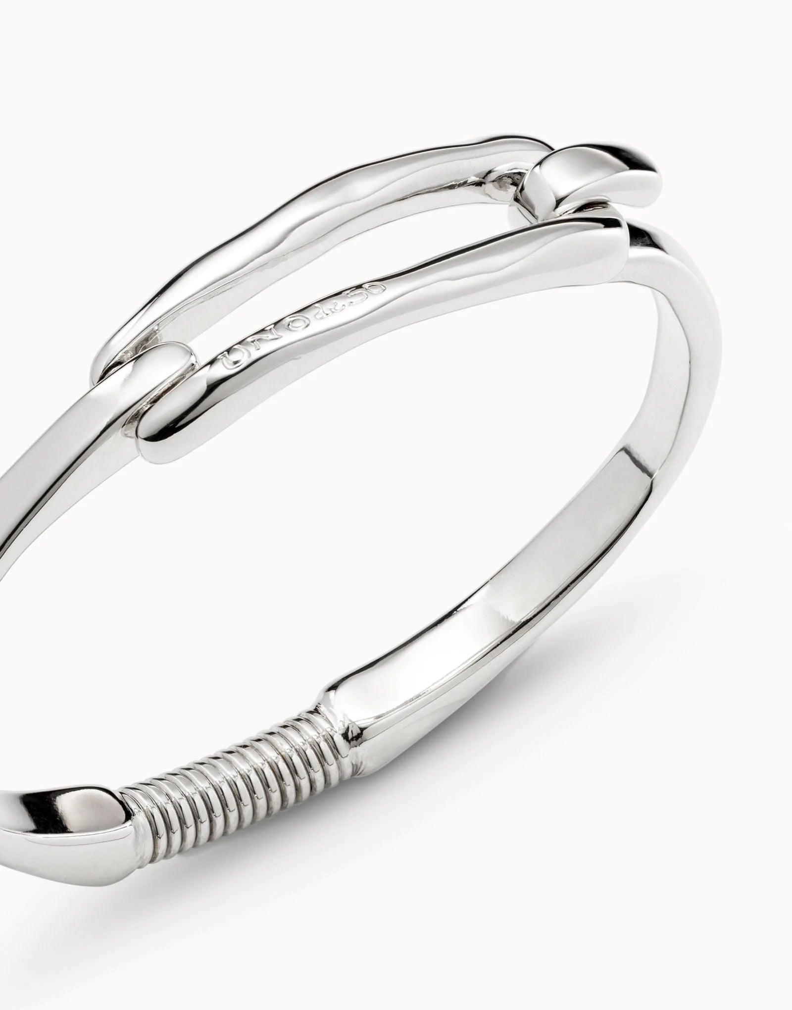 UNODE50 Silver Bangle bracelet with buckle