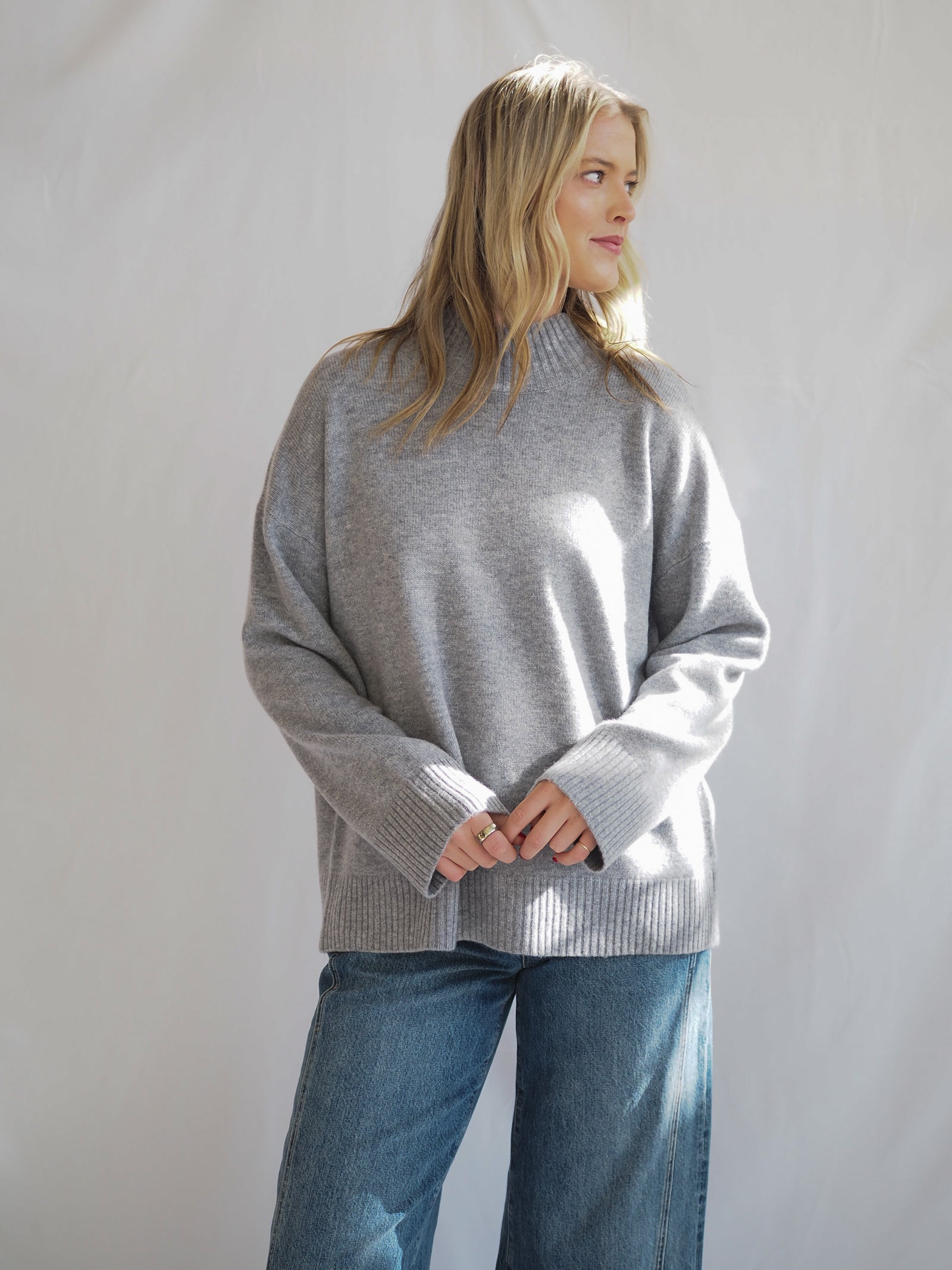 Cashmere Wool Relaxed Turtleneck Sweater