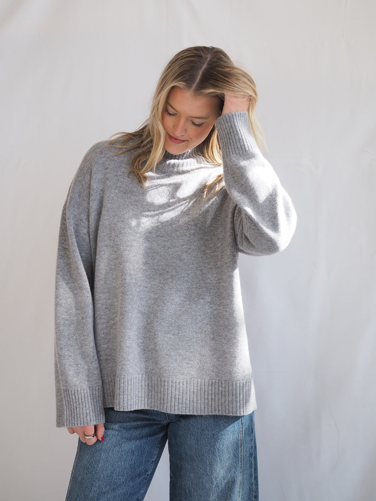 Cashmere Wool Relaxed Turtleneck Sweater