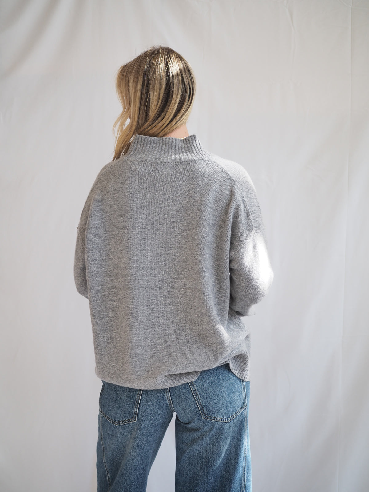 Cashmere Wool Relaxed Turtleneck Sweater