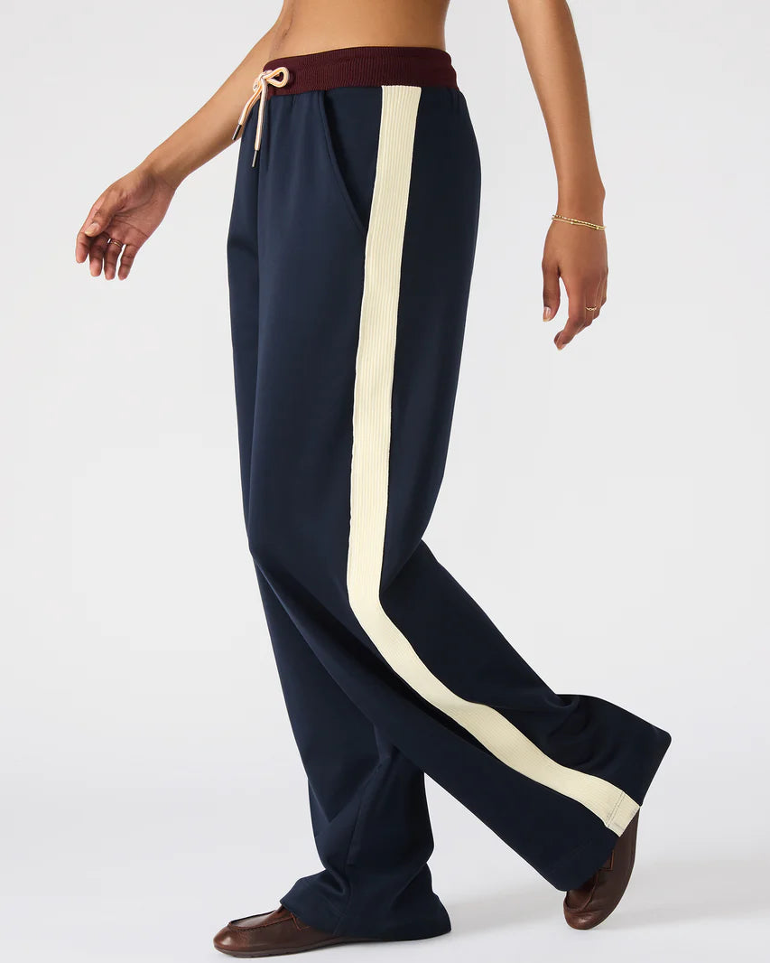 https://pilarboutique.com › products › steve-madden-daisy-pant
