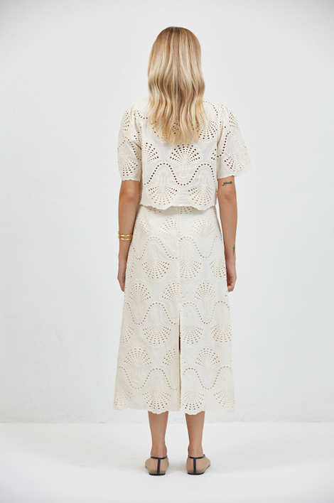 Cannes Eyelet Shell Top