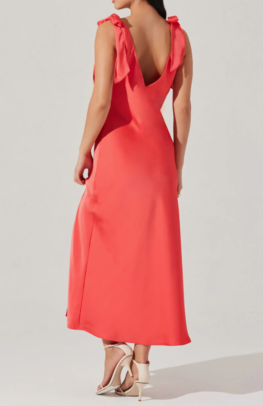 ASTR The Label Allexina Dress