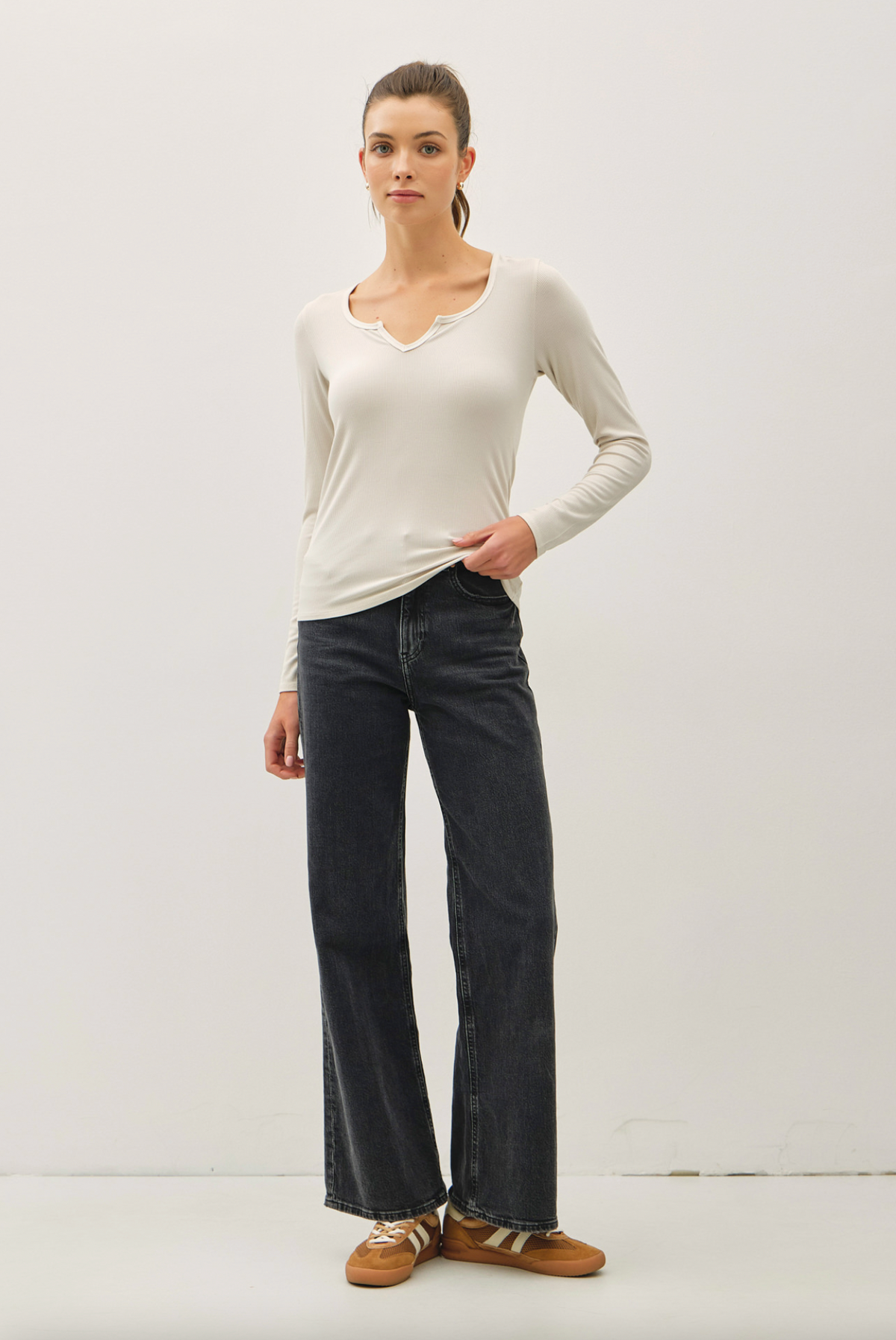 Ribbed Notched Neck Longsleeve Basic Top