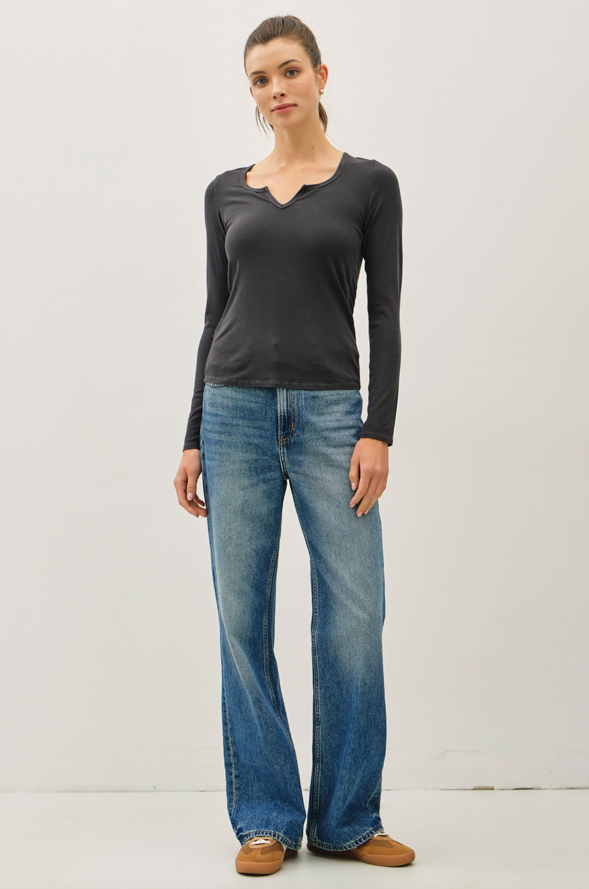 Ribbed Notched Neck Longsleeve Basic Top