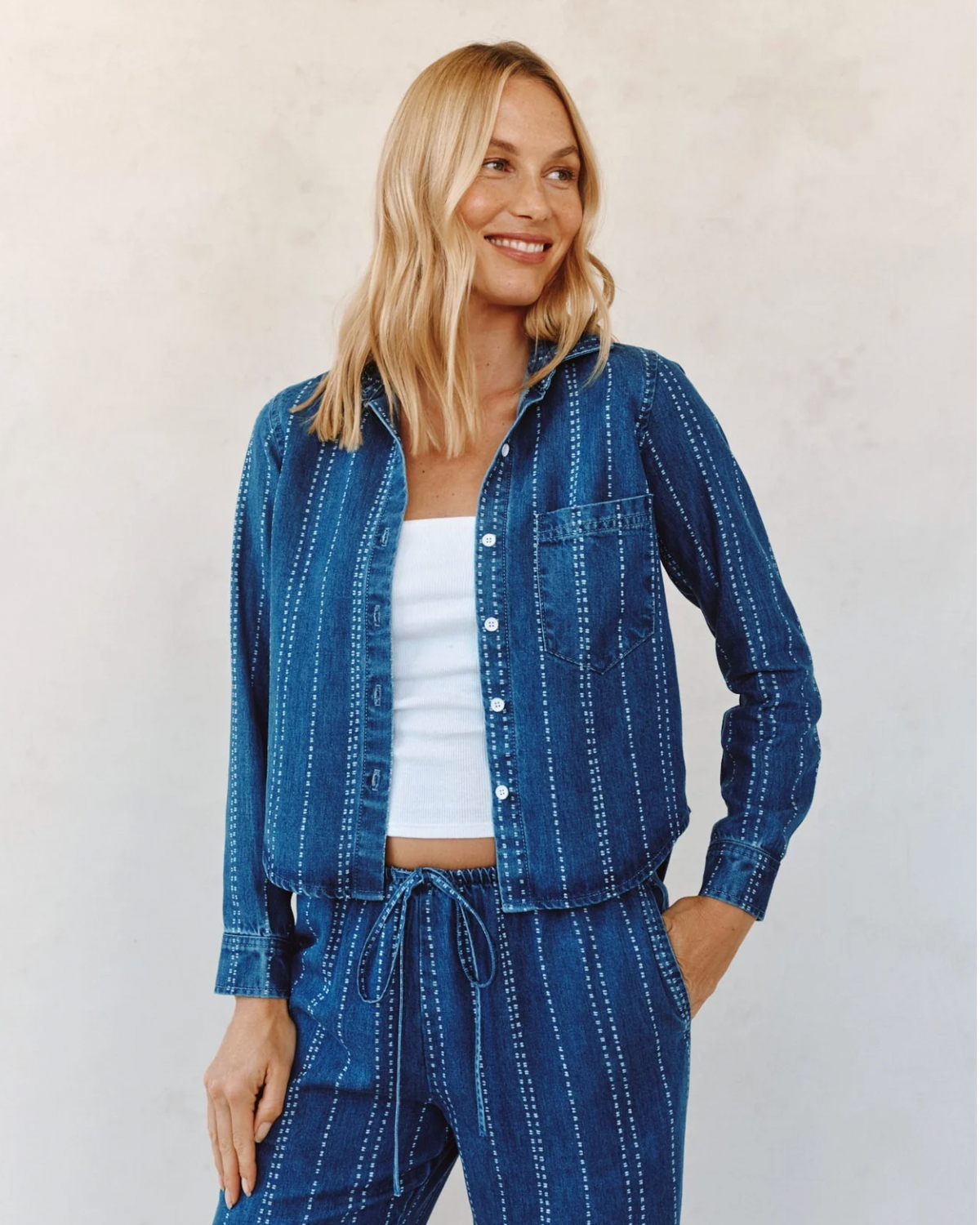 Bella Dahl Long Sleeve Cropped Denim Shirt