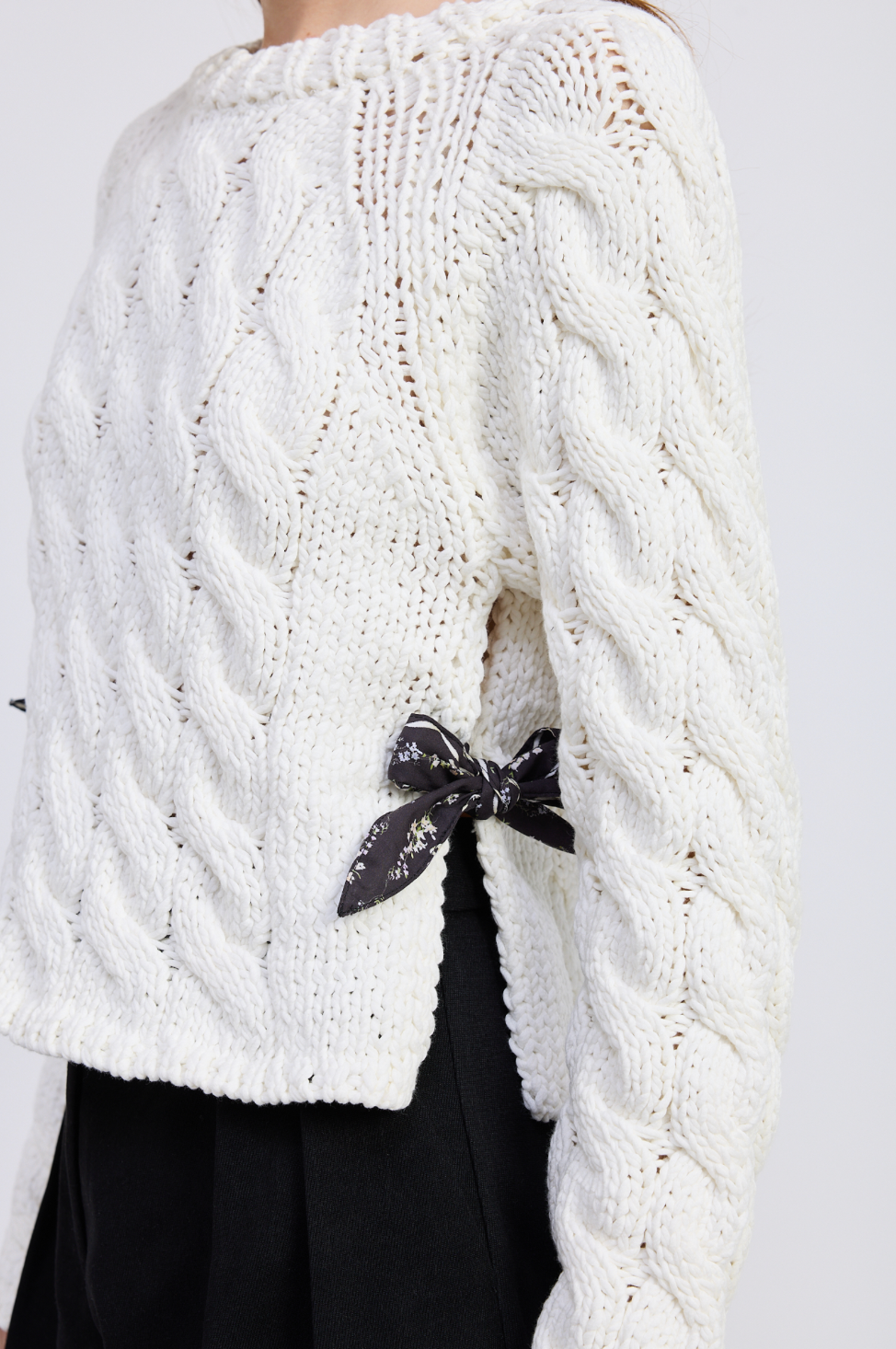 En Saison Bridget White Sweater