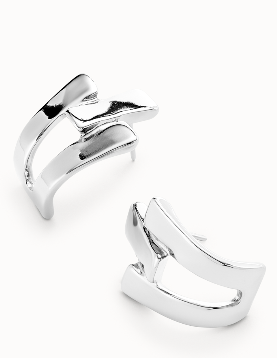 UNODE50 Triple-Curve Stud Earrings