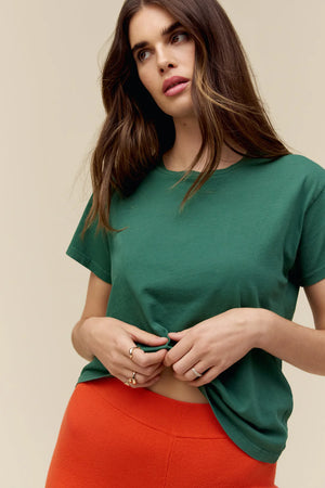 Daydreamer Solid Solo Tee