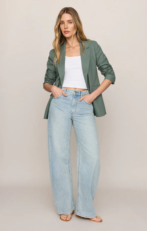 Z Supply Evan Linen Blazer in Everglade
