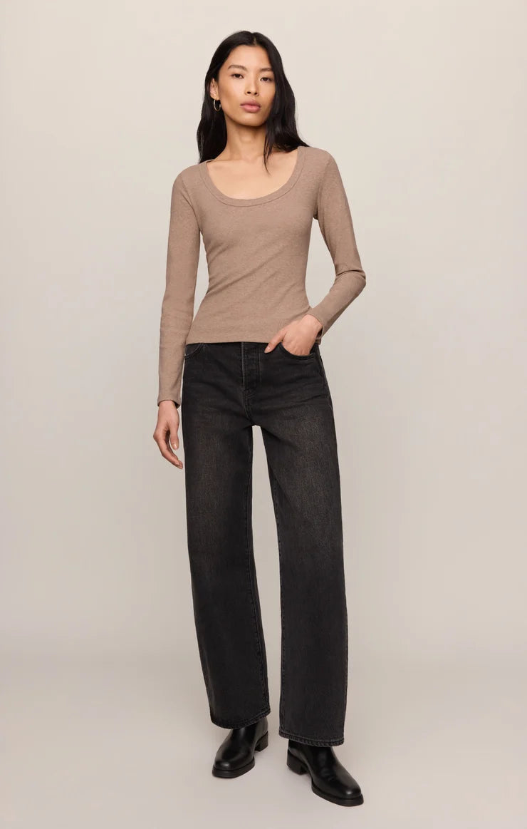 Z Supply Greyson Scoop Long Sleeve Tee in Heather Ash