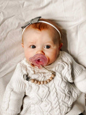 Ali+Oli Silicone Pacifier Clip (Beech Wood)