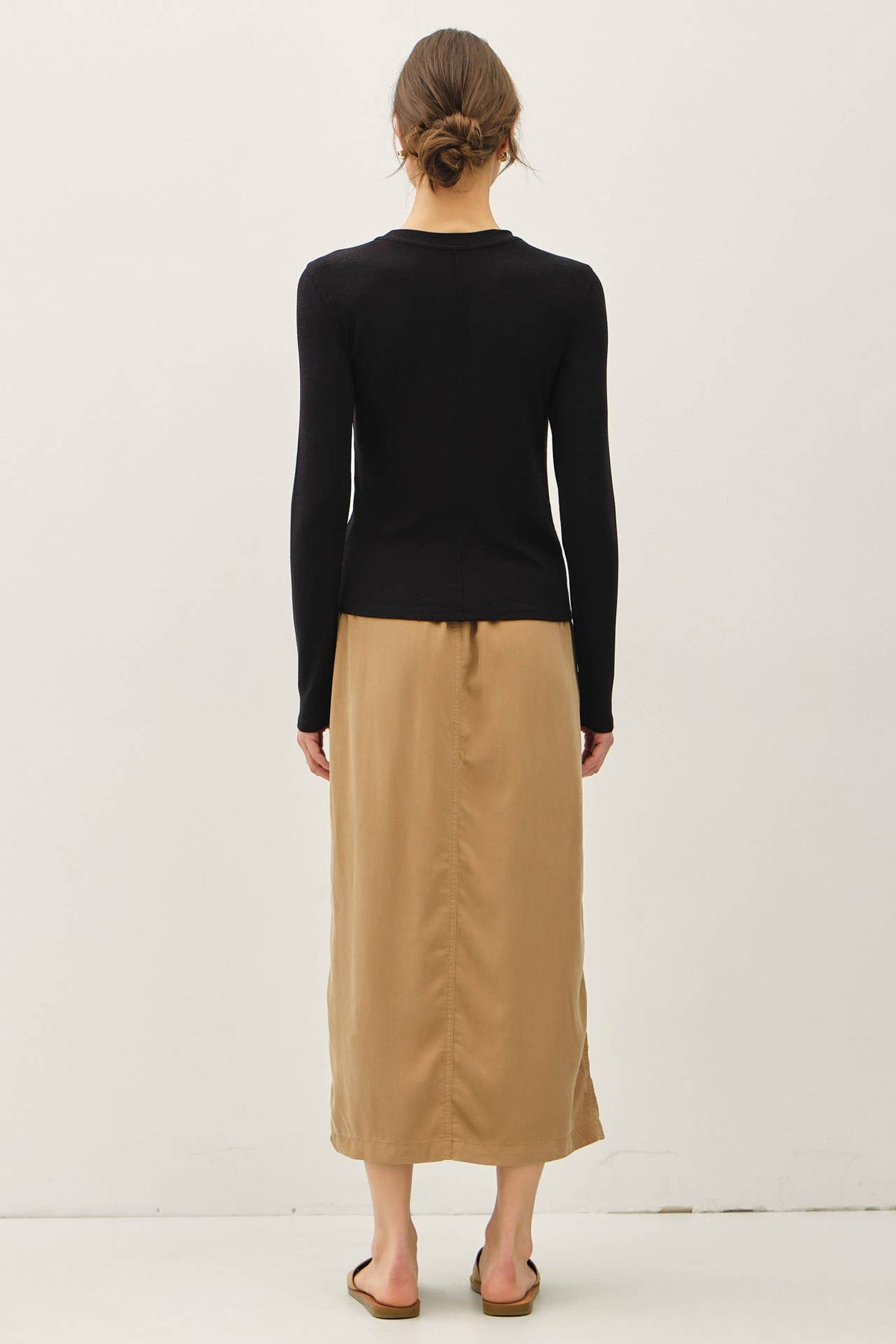 Ribbed Crewneck Long Sleeve Basic Top