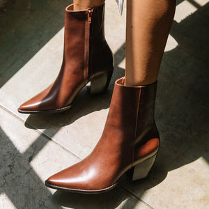 Matisse CATY Smooth Leather Boot in Bourbon