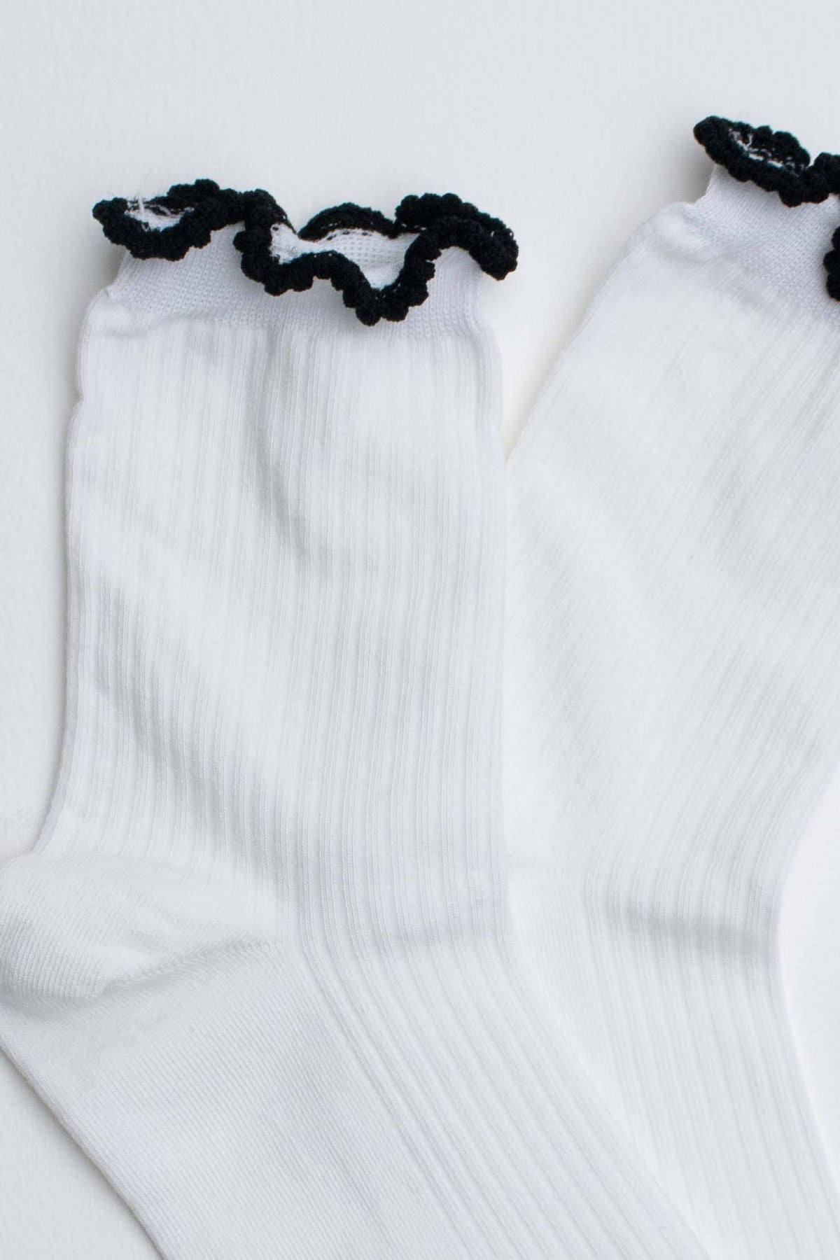 Ruffle Edge Cotton Blend Socks
