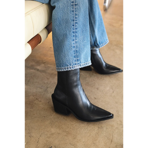 Matisse Cleo Boot in Black Leather