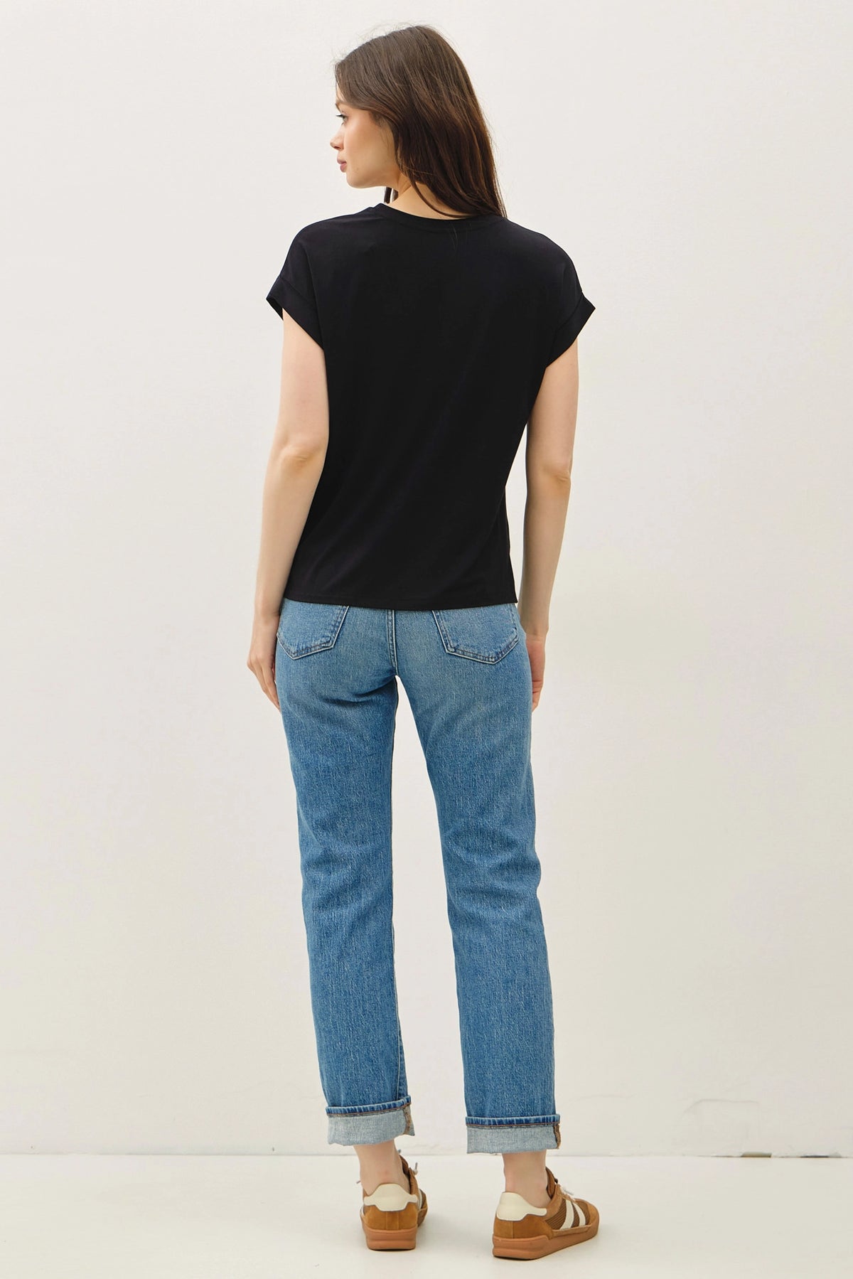 V-neck Roll Sleeve Bamboo Tee