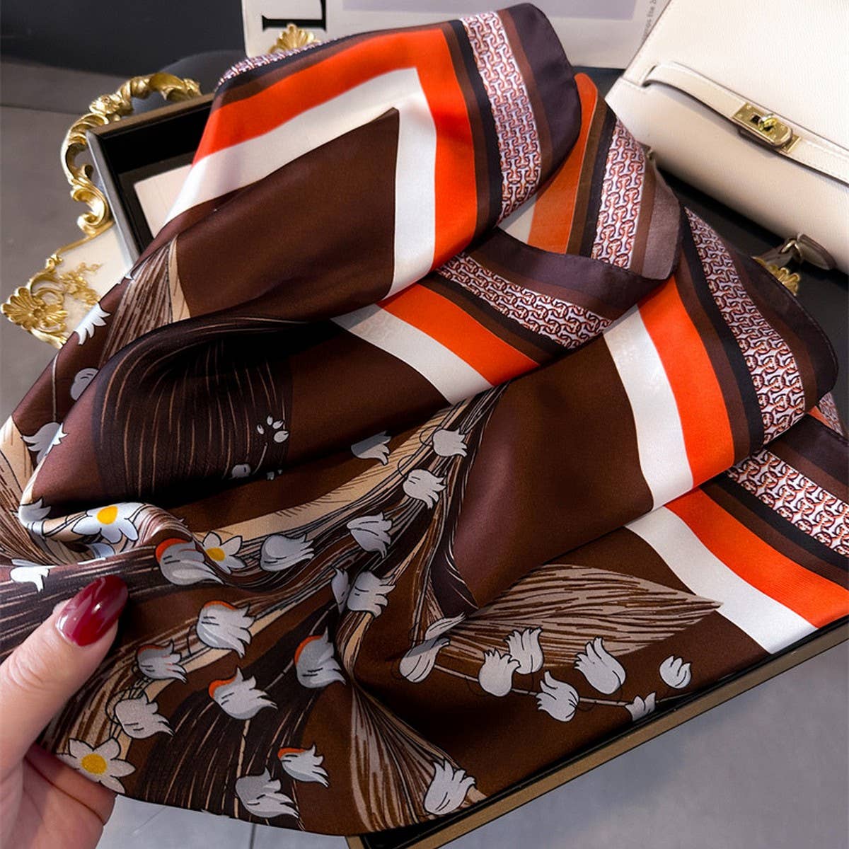 ARTISTIC PRINTED SMALL SQUARE SCARF