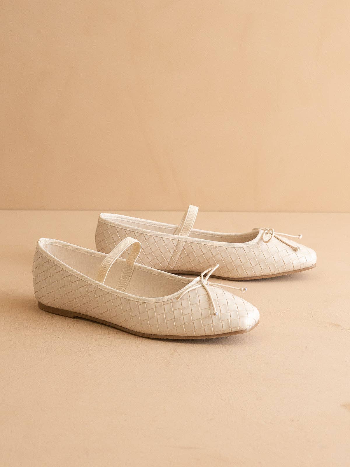 The Logan | Beige Woven Ballet Fall Flat