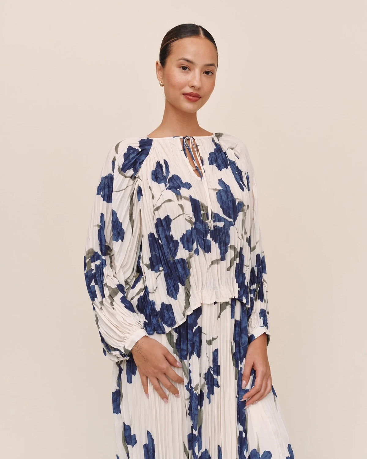 Bella Dahl Pleated Tie Front Top