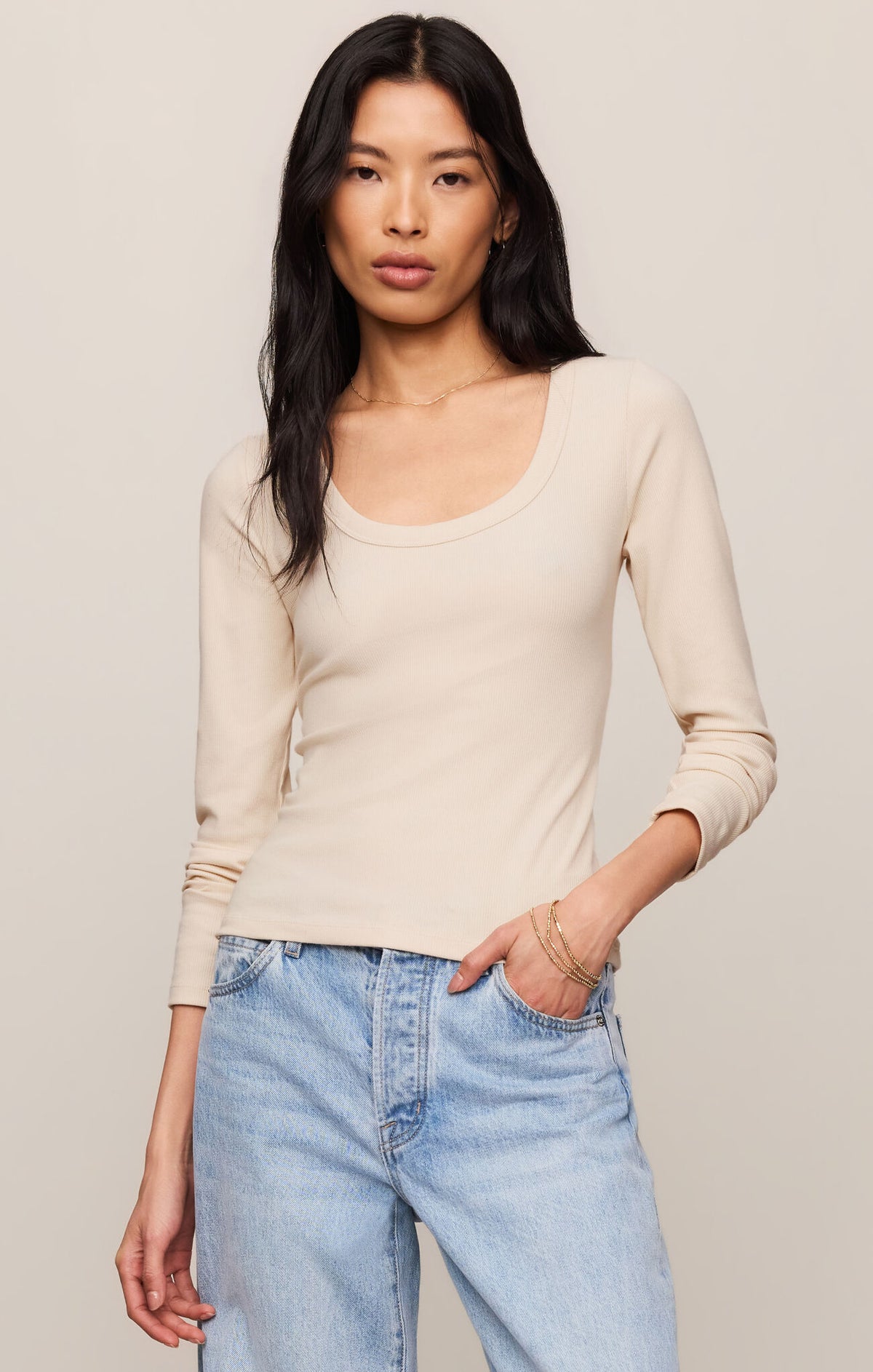 Z Supply Greyson Scoop Long Sleeve Tee in Chalk