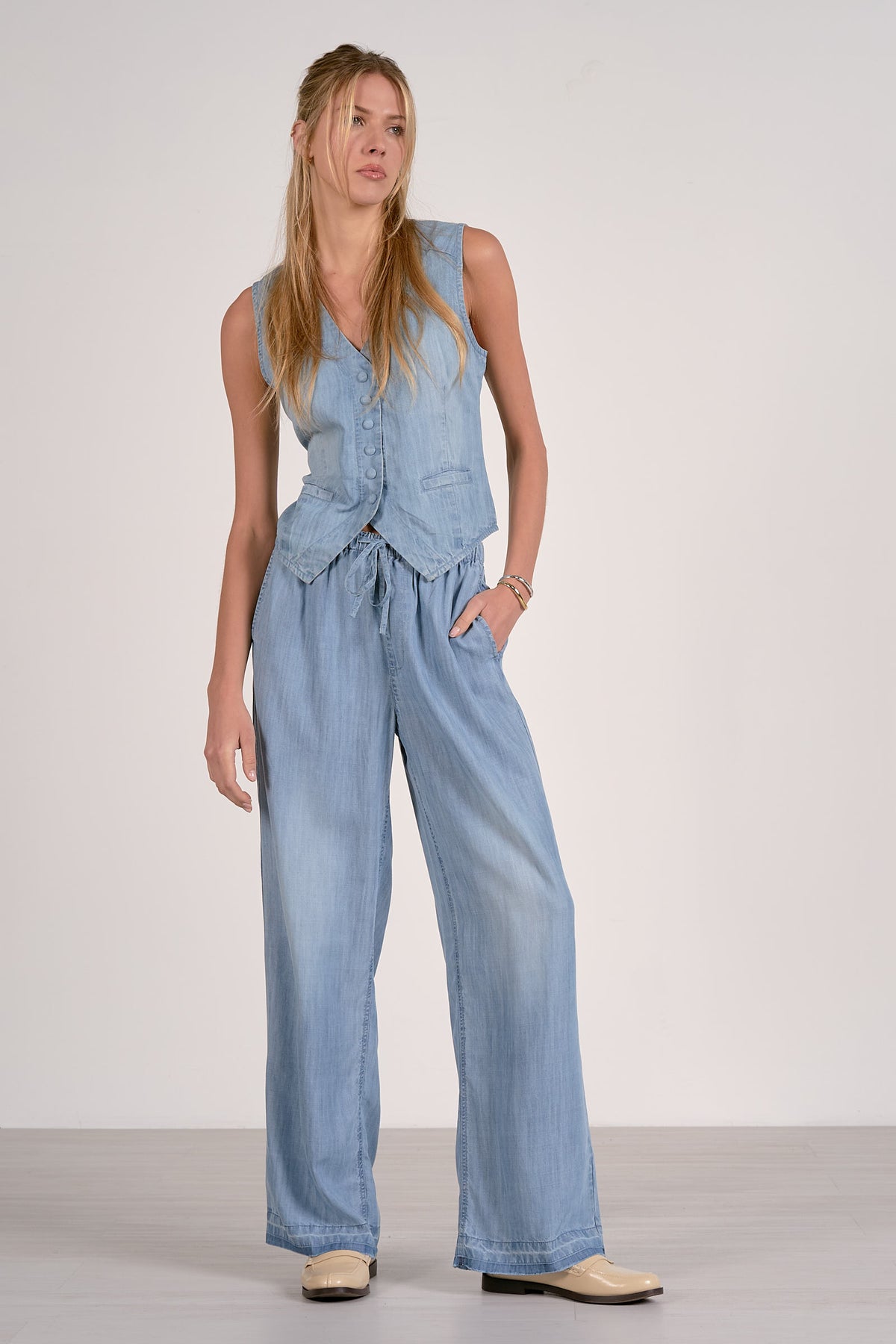 Chambray Button Front Vest