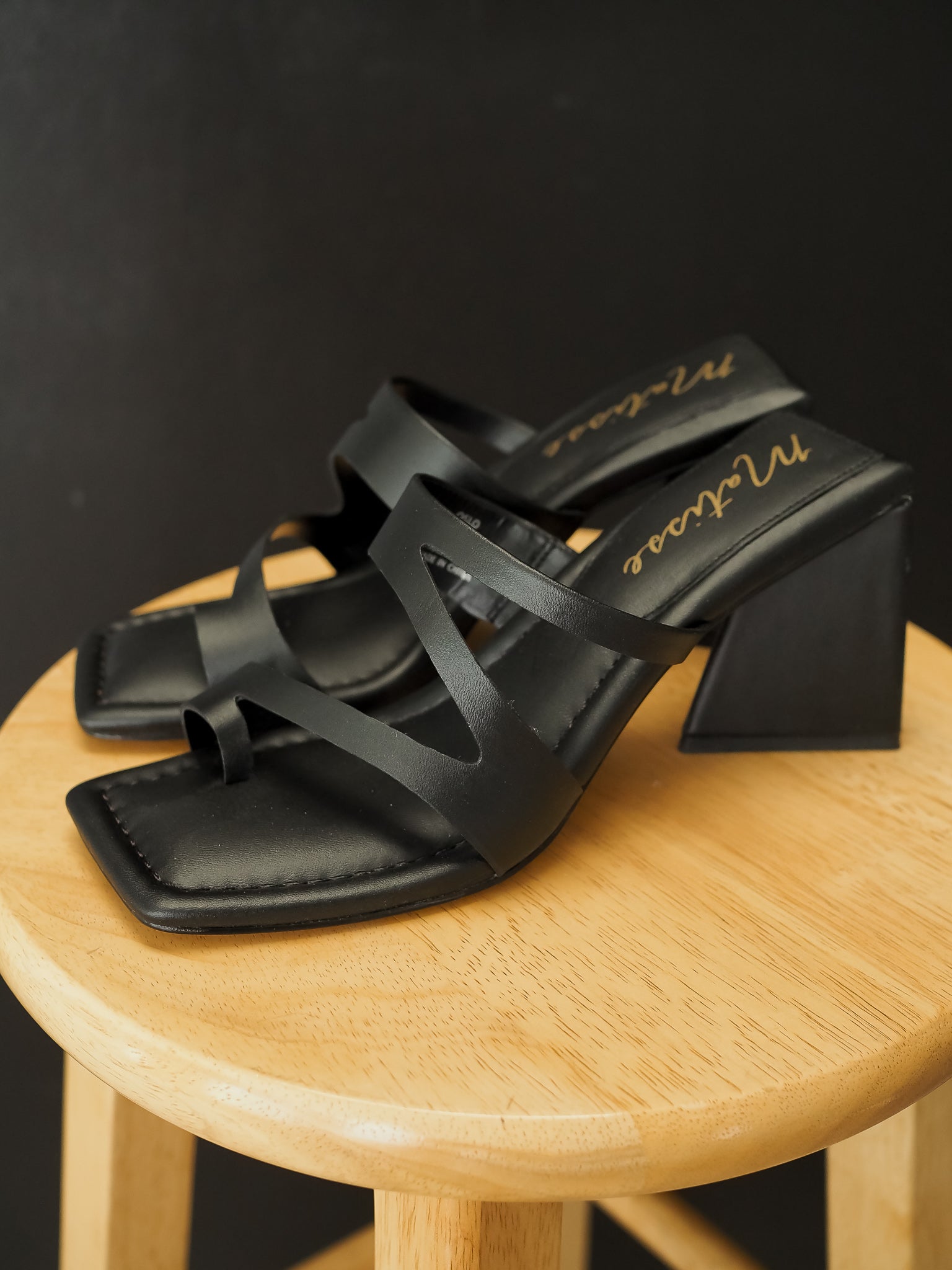 Matisse First Love Heeled Sandal (Black) – Momni Boutique