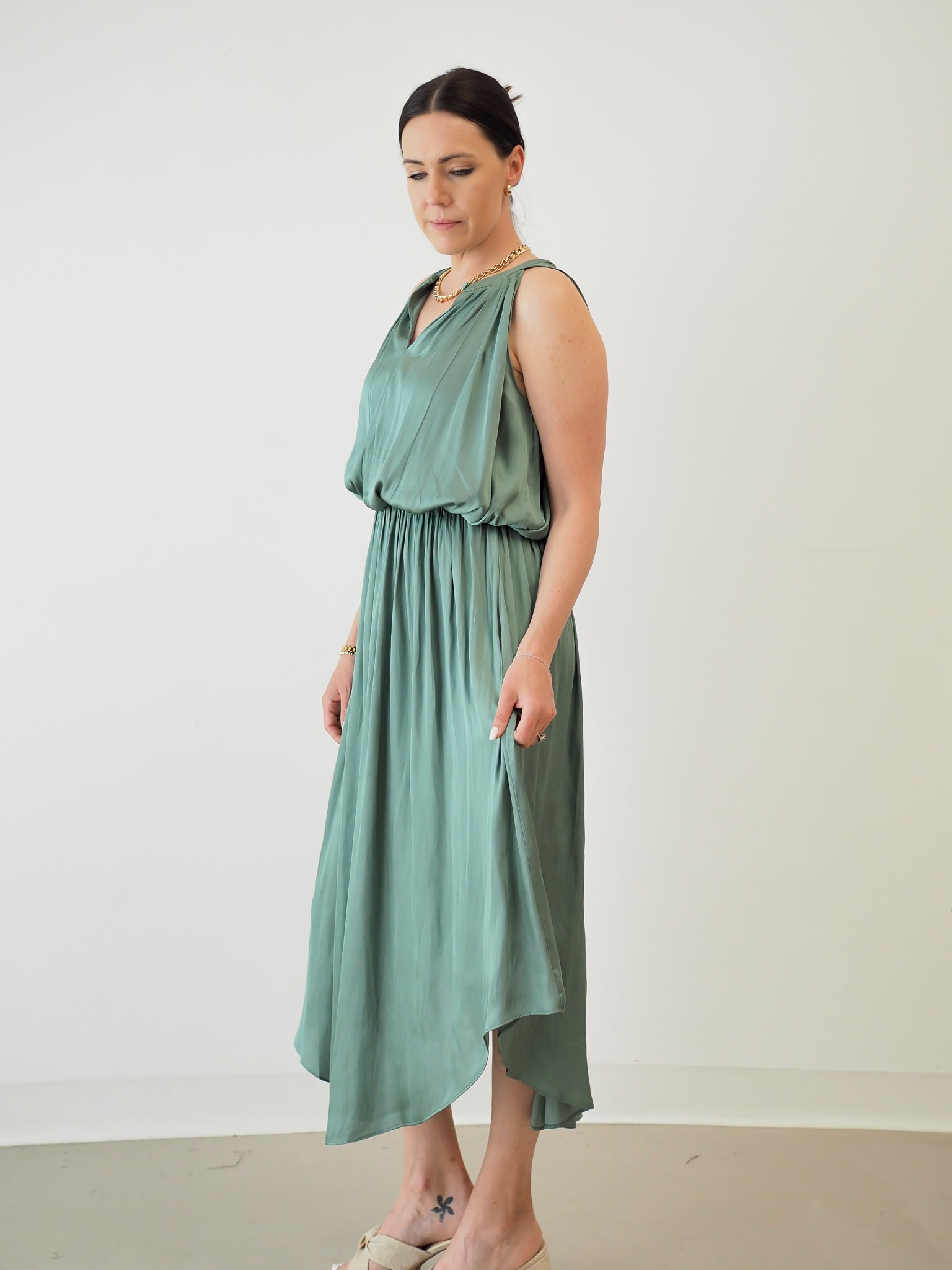 Tara Sage Green Dress - Pilar Boutique